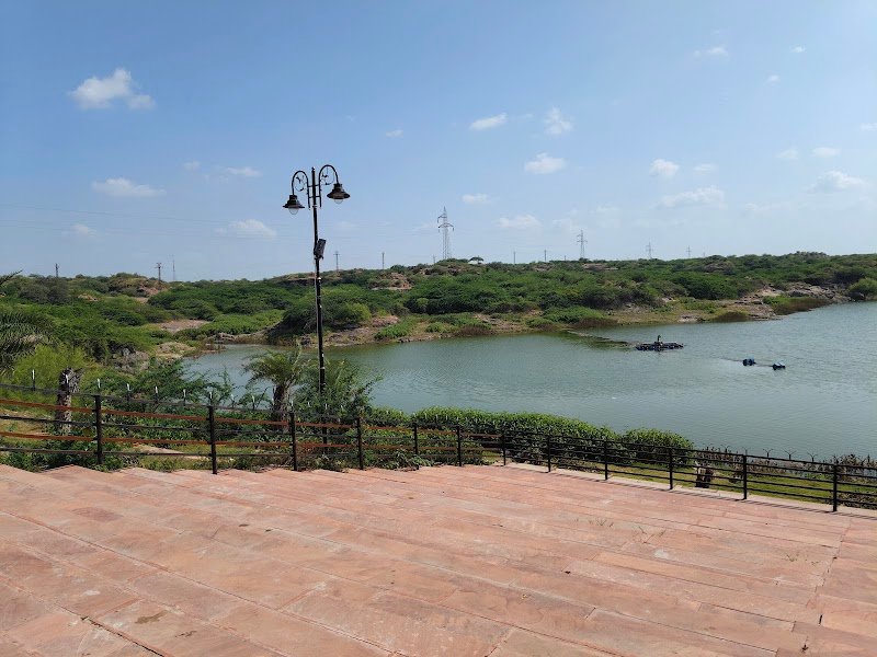 Kaylana Lake